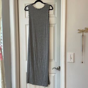 Women’s stem brand Nordstrom grey navy striped maxi dress modal small sleeveless